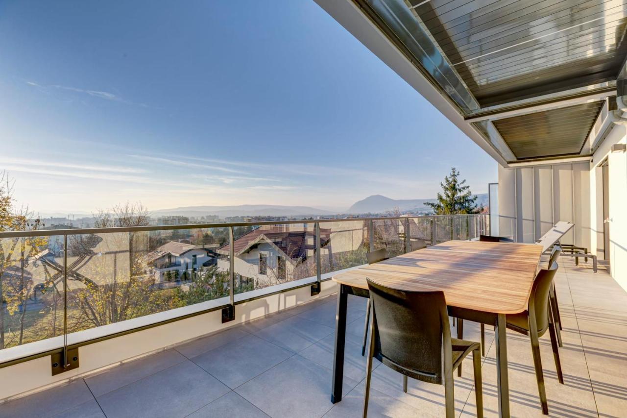 Serenity - 3 Bedroom Top Floor Apartment Parking & Lake View Terrace Annecy Dış mekan fotoğraf