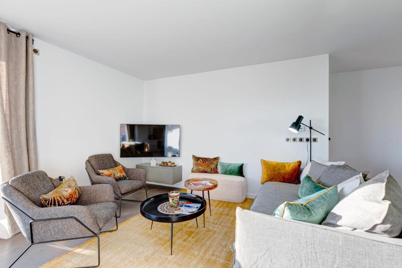 Serenity - 3 Bedroom Top Floor Apartment Parking & Lake View Terrace Annecy Dış mekan fotoğraf
