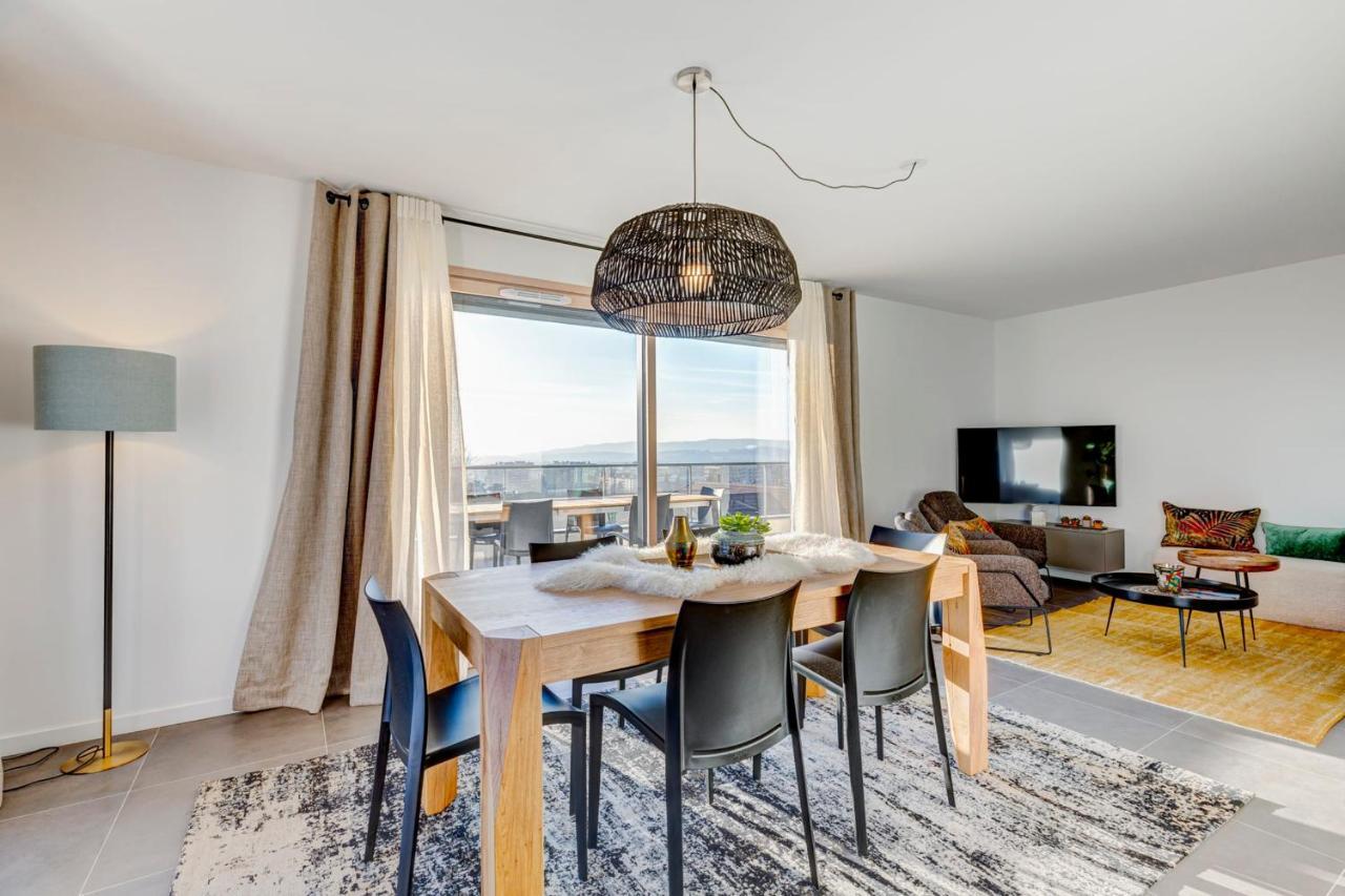 Serenity - 3 Bedroom Top Floor Apartment Parking & Lake View Terrace Annecy Dış mekan fotoğraf